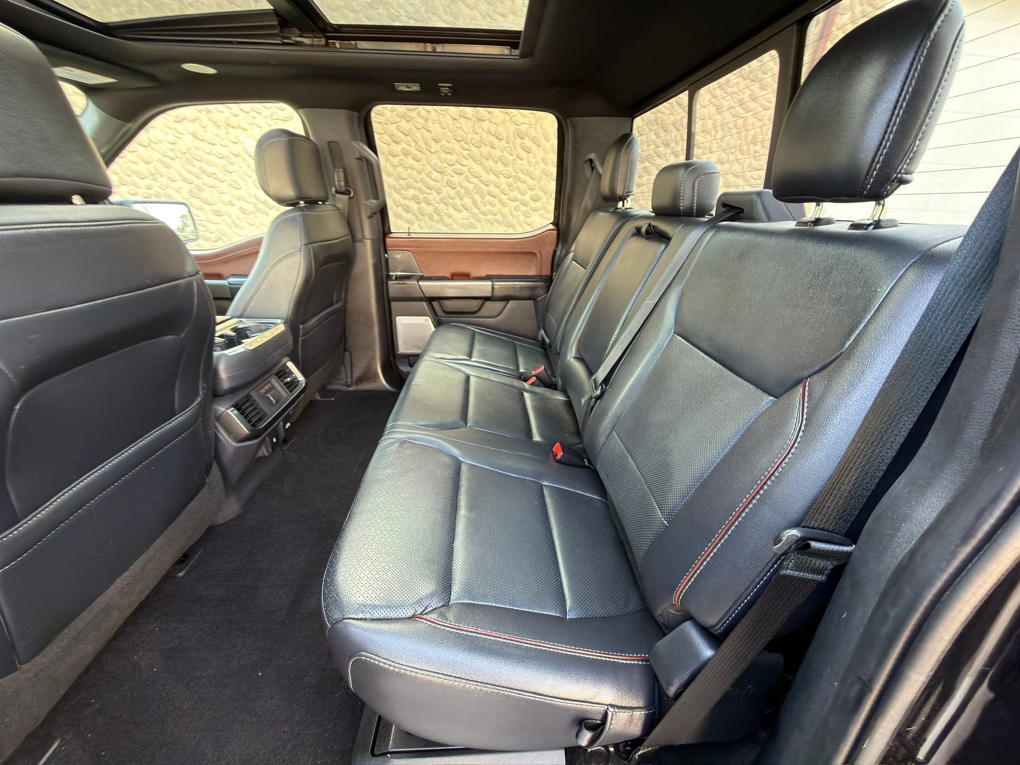 Used 2021 Ford F150 Lariat w/ Equipment Group 502A High AWD/4WD image 18