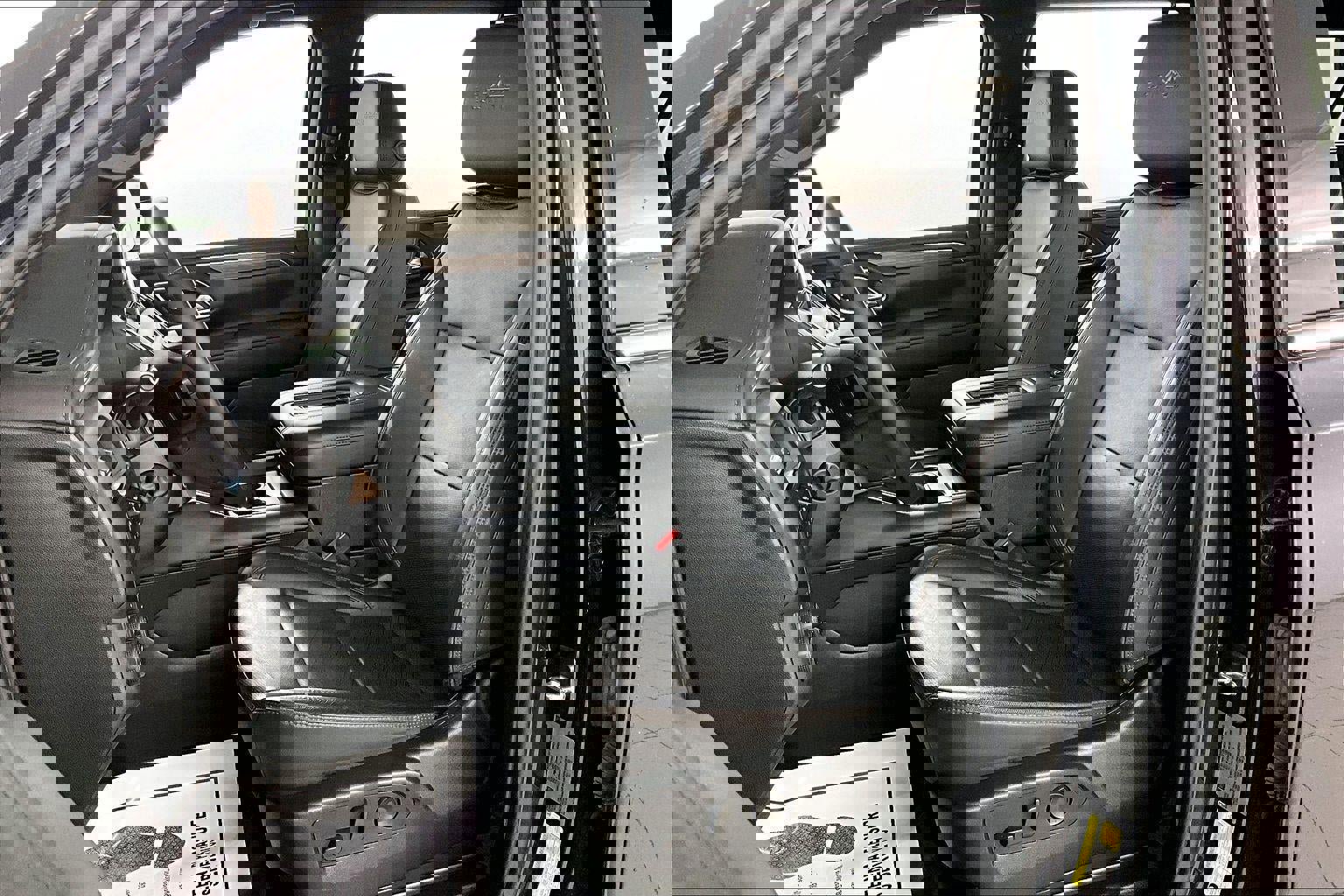 Used 2023 Chevrolet Suburban High Country image 21