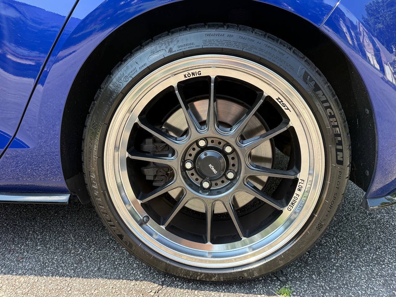 Used 2019 Volkswagen Golf R 4-Door AWD/4WD image 23
