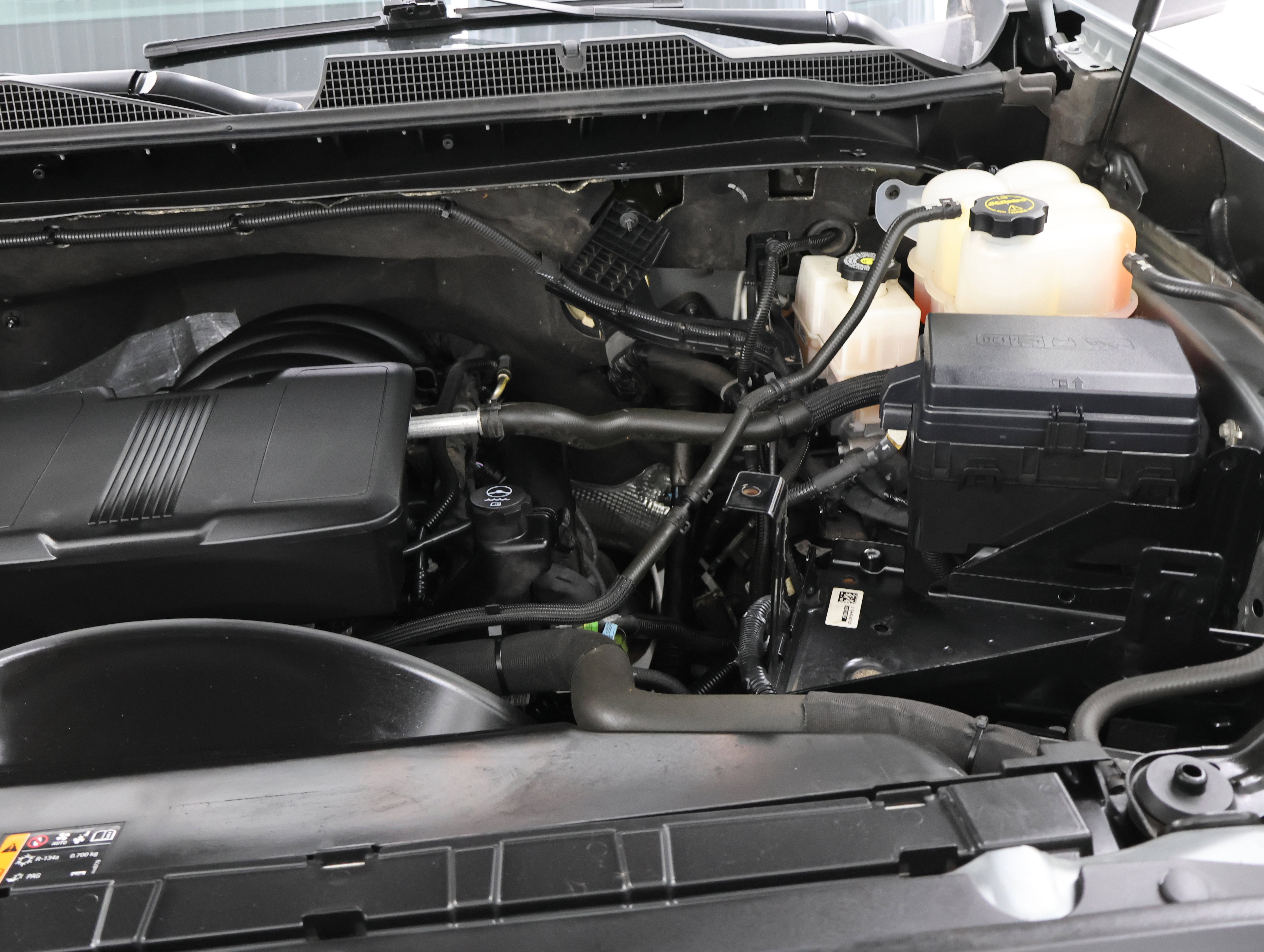 Used 2024 Chevrolet Silverado 3500 High Country w/ High Country Premium Package AWD/4WD image 24