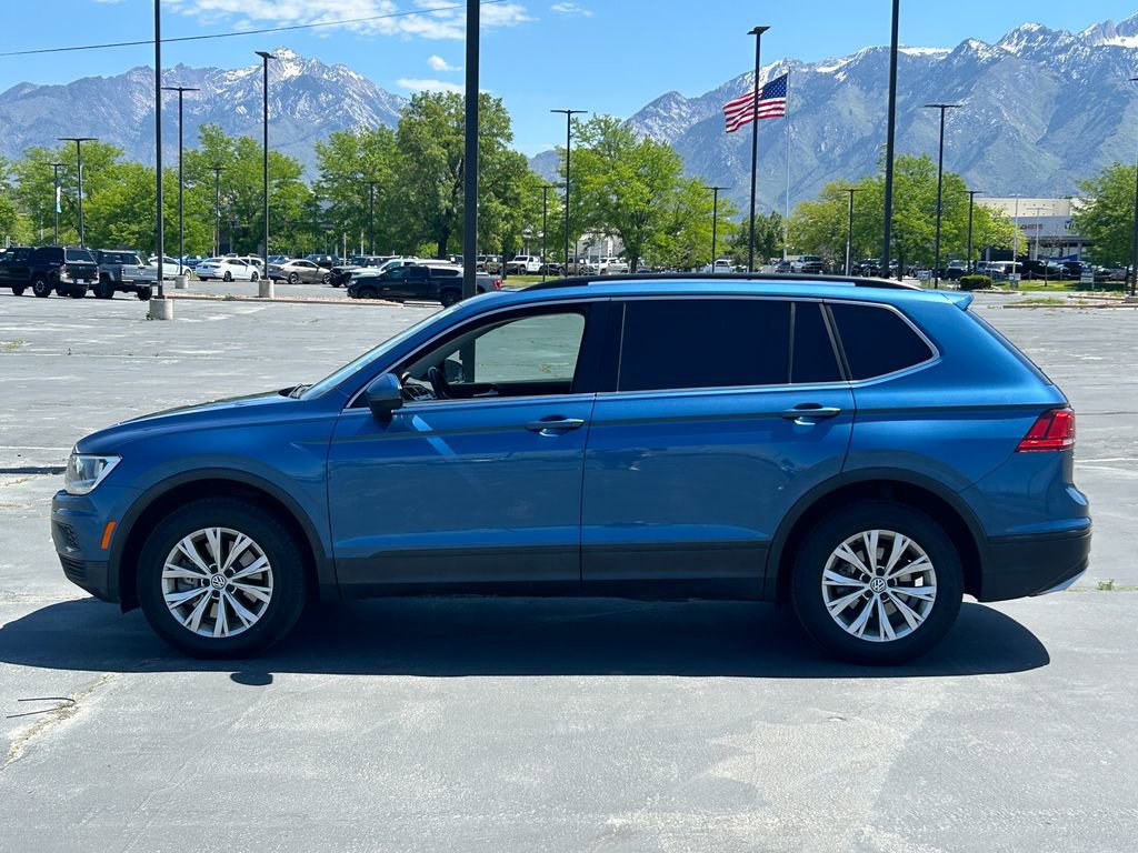 Used 2019 Volkswagen Tiguan SE w/ Panoramic Sunroof Package AWD/4WD image 8