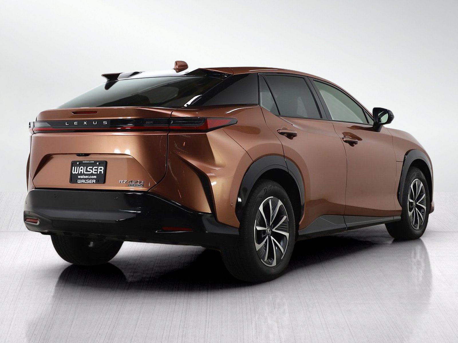 Used 2024 Lexus RZ 450e Premium w/ Technology Package AWD/4WD image 5