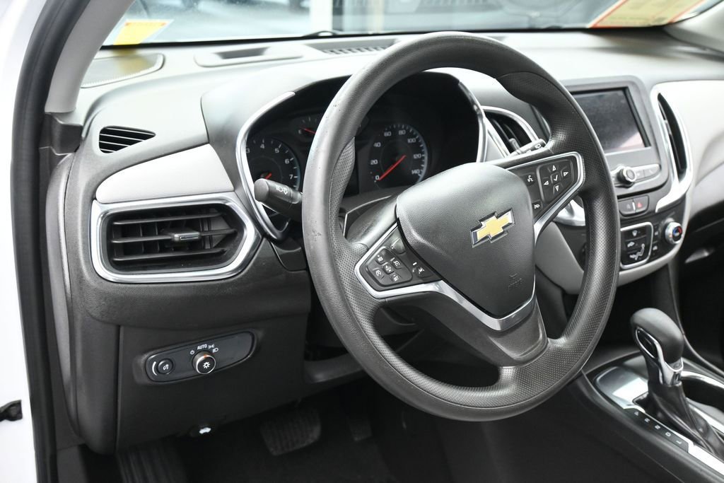 Used 2024 Chevrolet Equinox LS FWD image 14