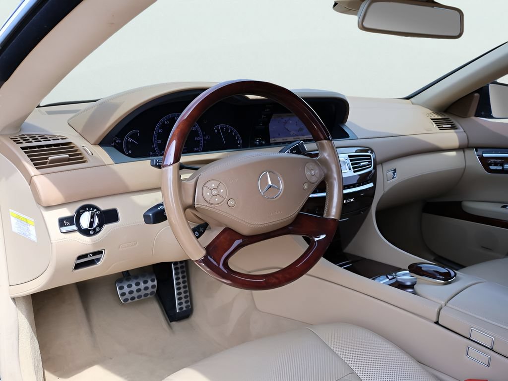 Used 2011 Mercedes-Benz CL 550 4MATIC image 17