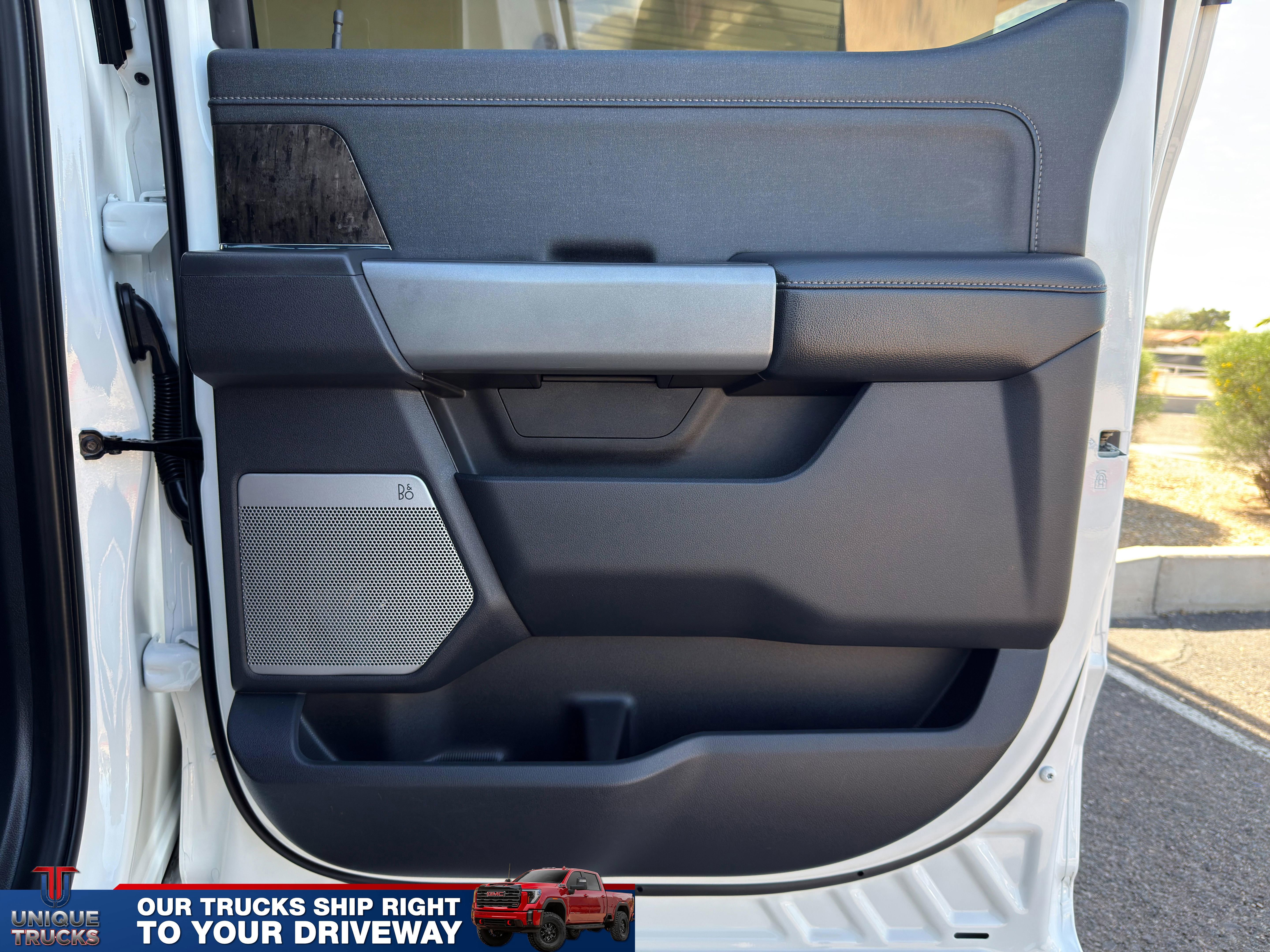 Used 2024 Ford F250 Lariat w/ Lariat Ultimate Package image 29