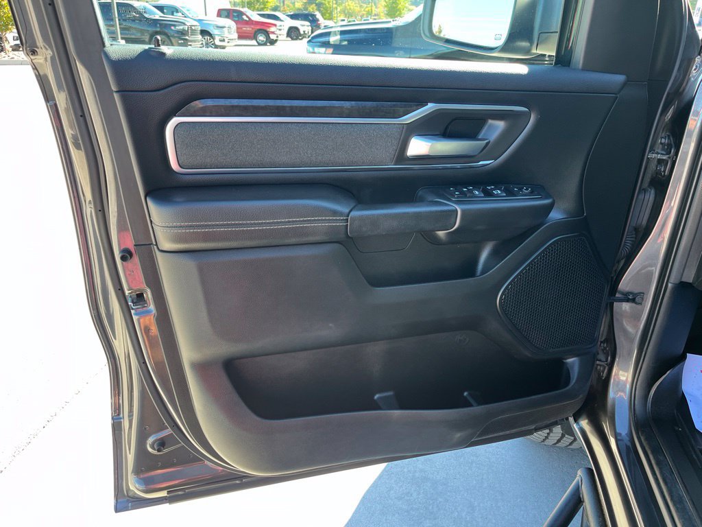 Used 2019 RAM 1500 Big Horn AWD/4WD image 6