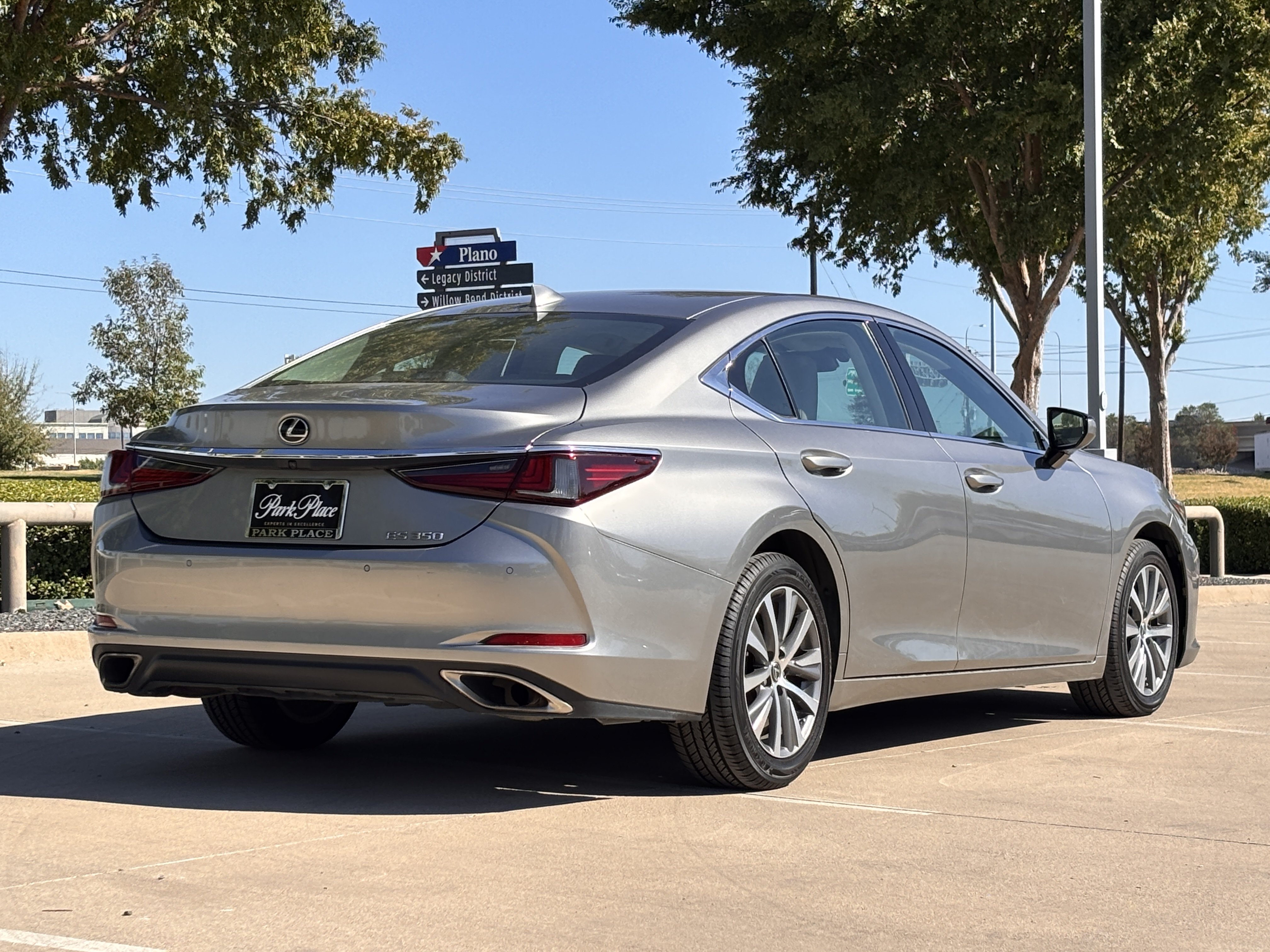 Used 2019 Lexus ES 350 w/ Premium Package FWD image 5