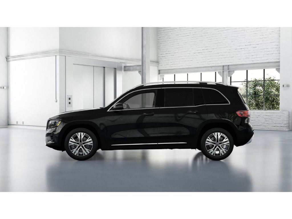 Certified 2026 Mercedes-Benz GLB 250 4MATIC image 34