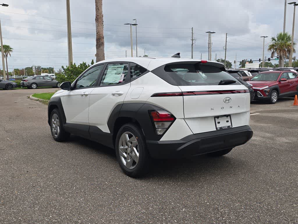 New 2027 Hyundai Kona SE FWD image 4