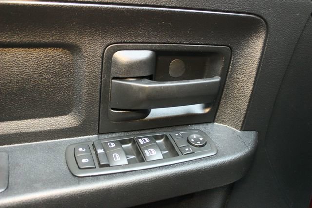 Used 2015 RAM 2500 Tradesman w/ Chrome Appearance Group image 15