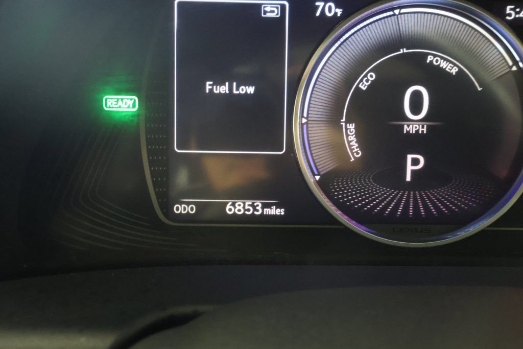 Certified 2025 Lexus ES 300h w/ Premium Package FWD image 17