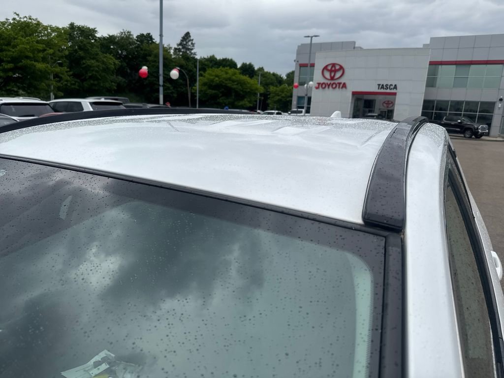 Used 2024 Toyota RAV4 LE AWD/4WD image 43