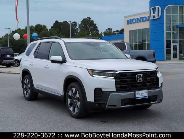 New 2026 Honda Pilot Touring image 9
