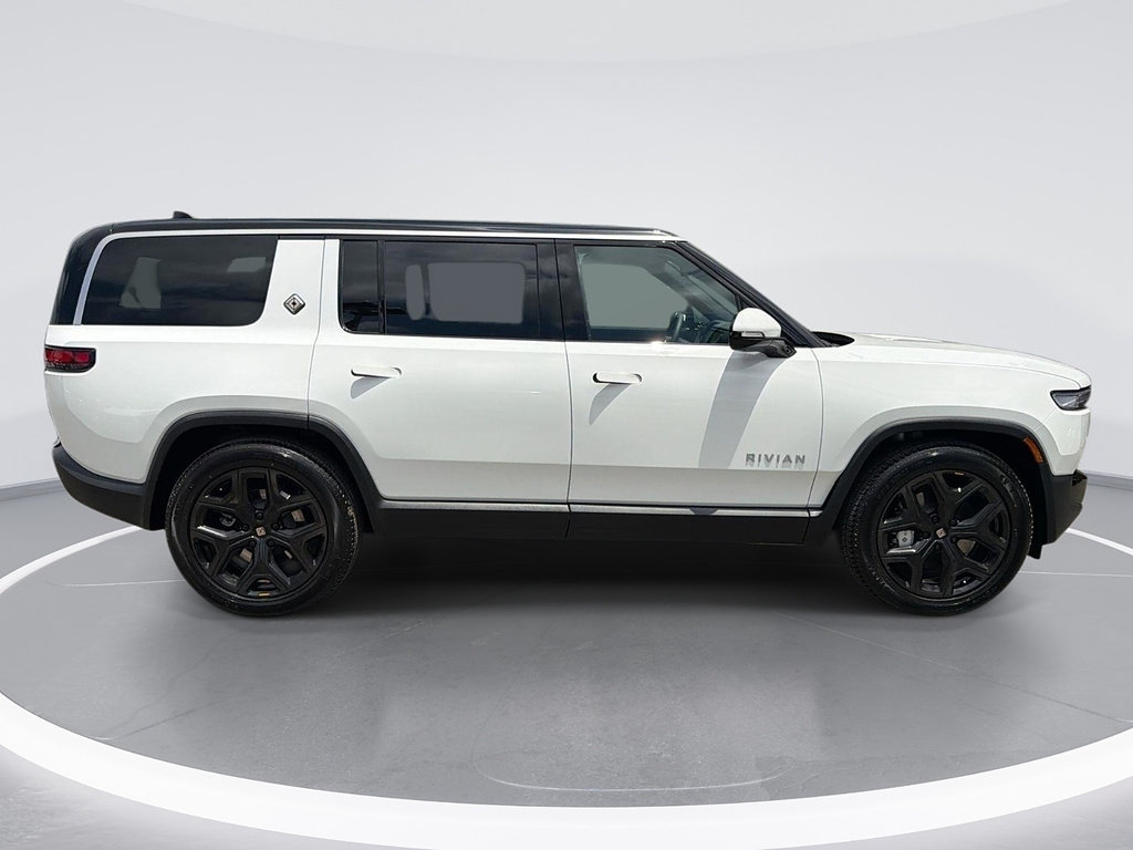 Used 2025 Rivian R1S Adventure AWD/4WD image 3