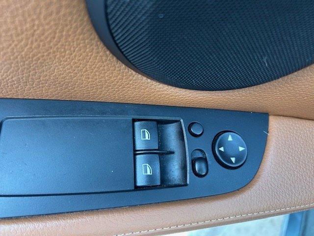 Used 2009 BMW 328i xDrive Coupe image 15