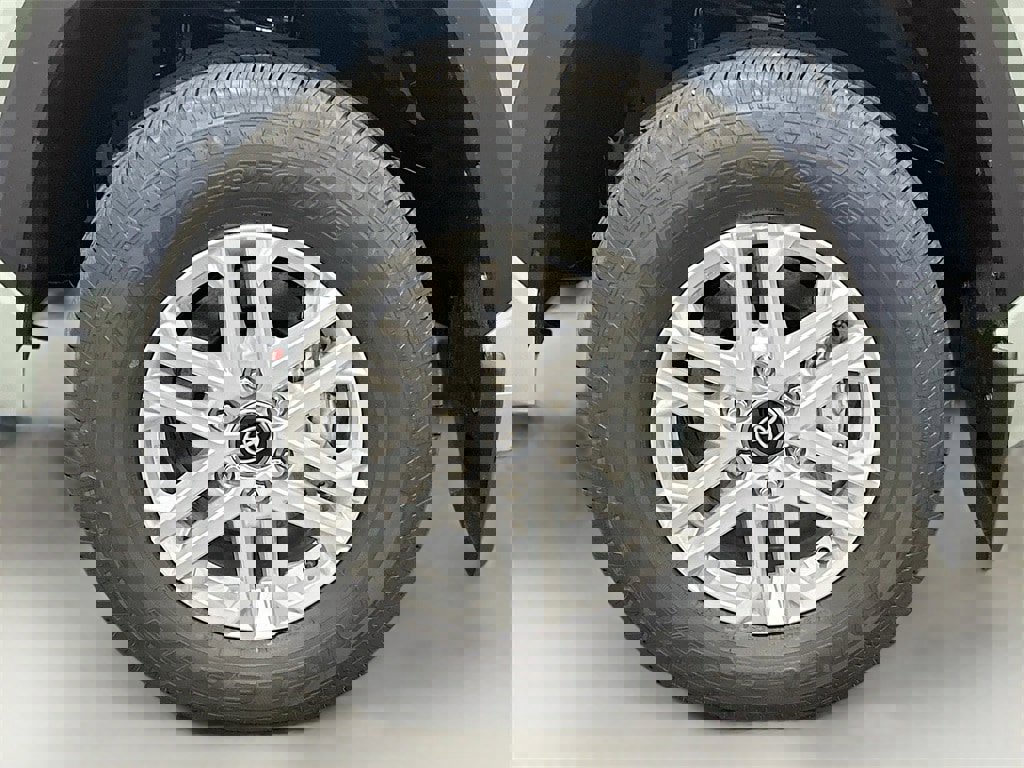 New 2026 Toyota Tundra SR5 image 9