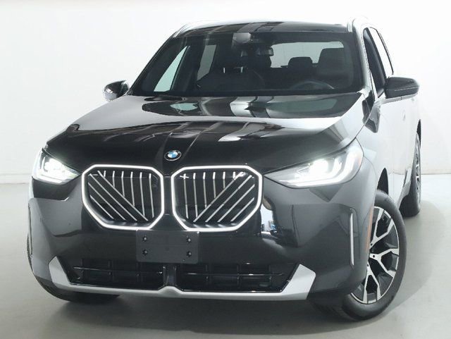 Used 2025 BMW X3 xDrive30i w/ Premium Package AWD/4WD image 3