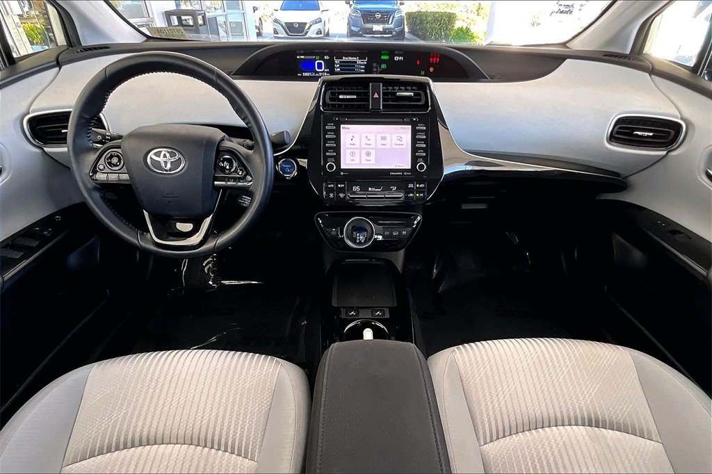 Certified 2020 Toyota Prius Prime LE image 7