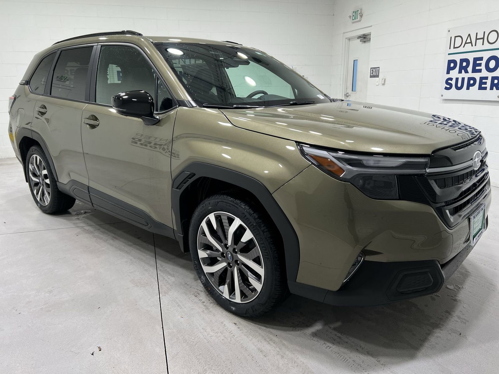 New 2026 Subaru Forester Touring image 2