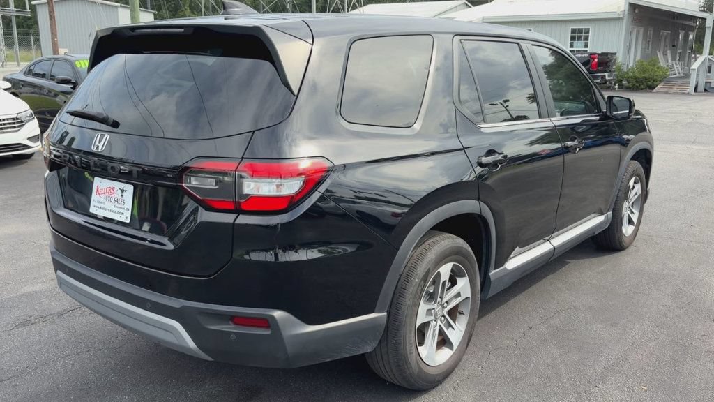 Used 2025 Honda Pilot EX-L image 8