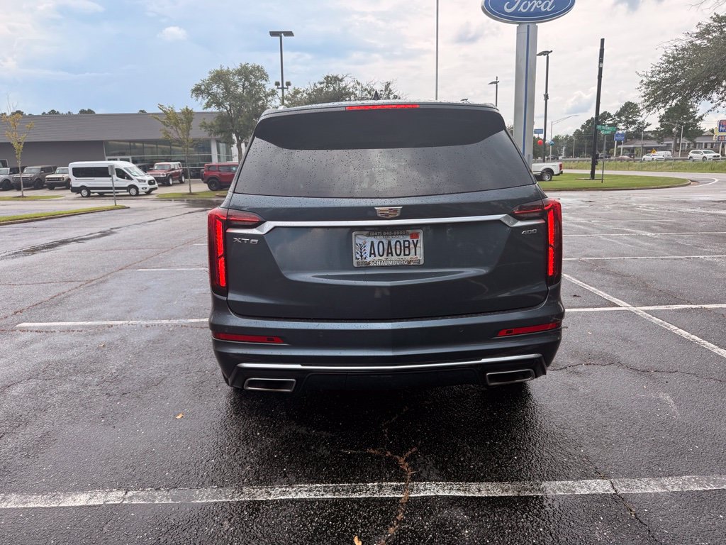 Used 2020 Cadillac XT6 Premium Luxury FWD image 3
