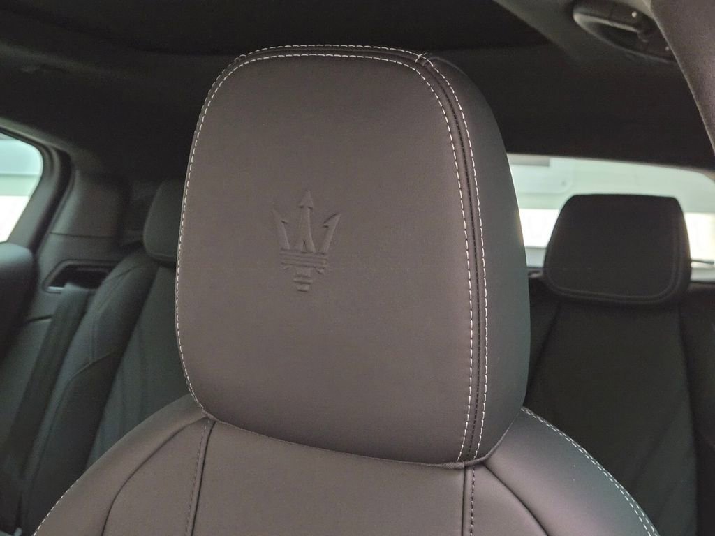 New 2025 Maserati Grecale Modena image 30