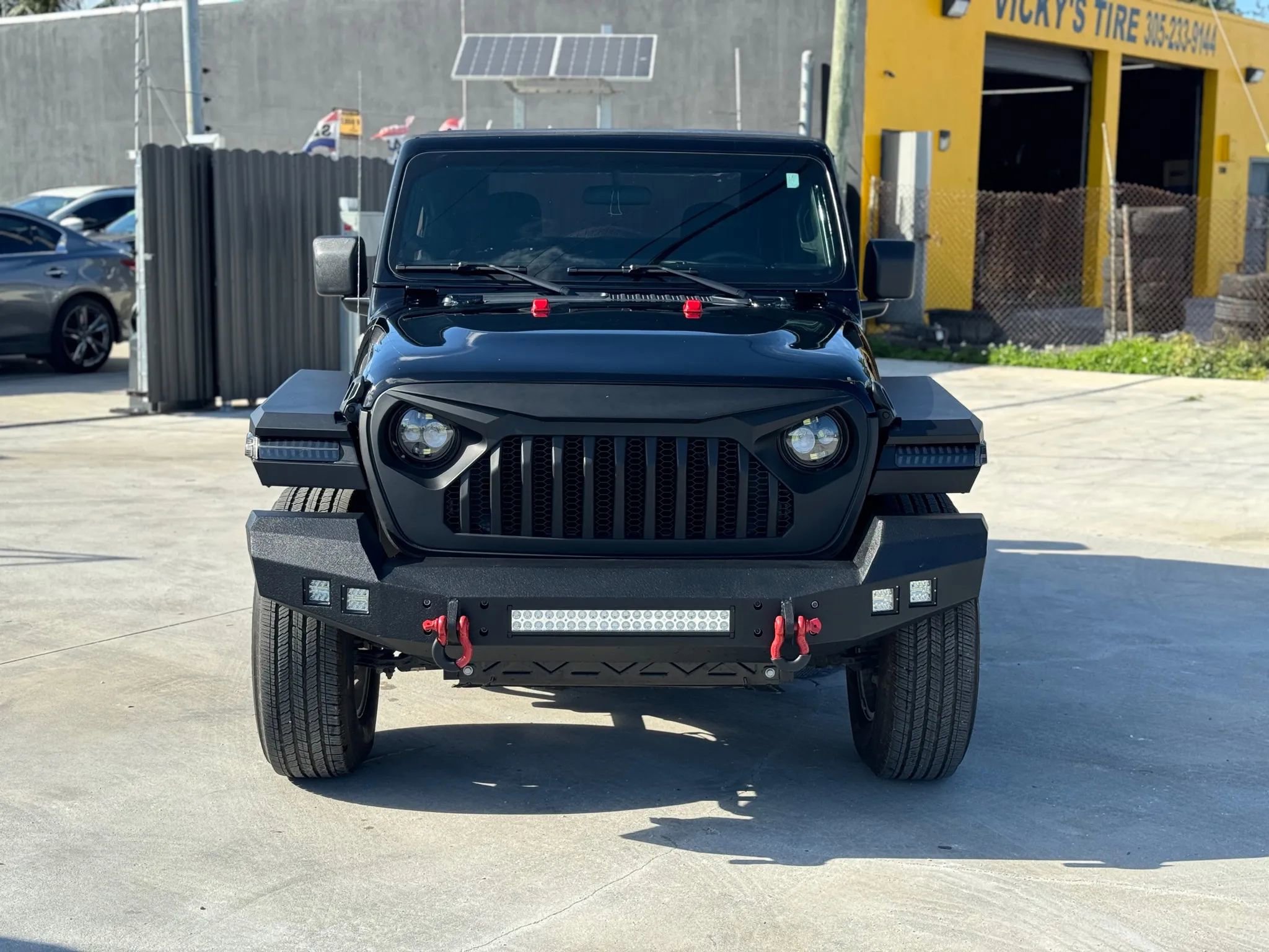 Used 2023 Jeep Wrangler Sport image 2