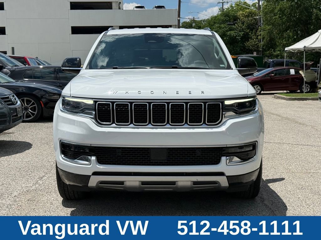 Used 2024 Jeep Wagoneer L Series II RWD image 3