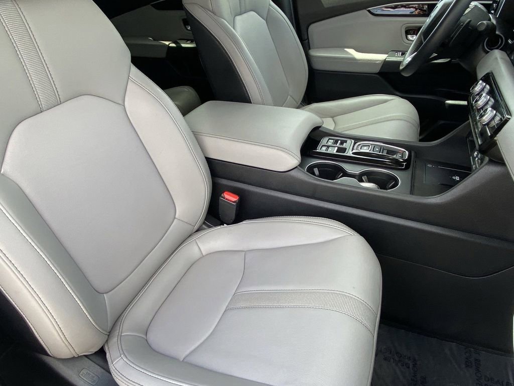 Used 2025 Honda Pilot EX-L image 15