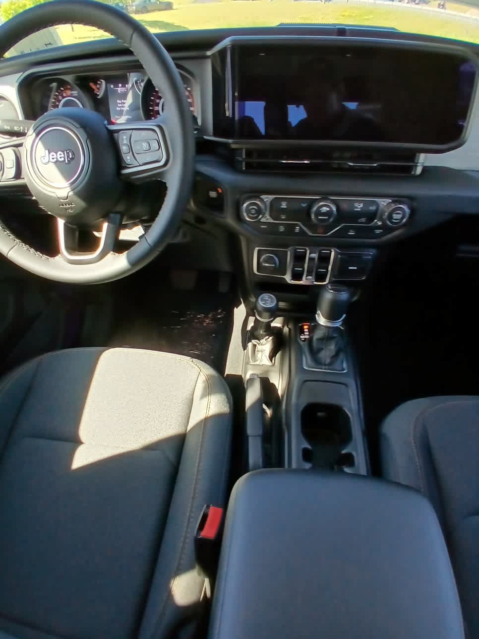 New 2026 Jeep Gladiator Sport AWD/4WD image 19