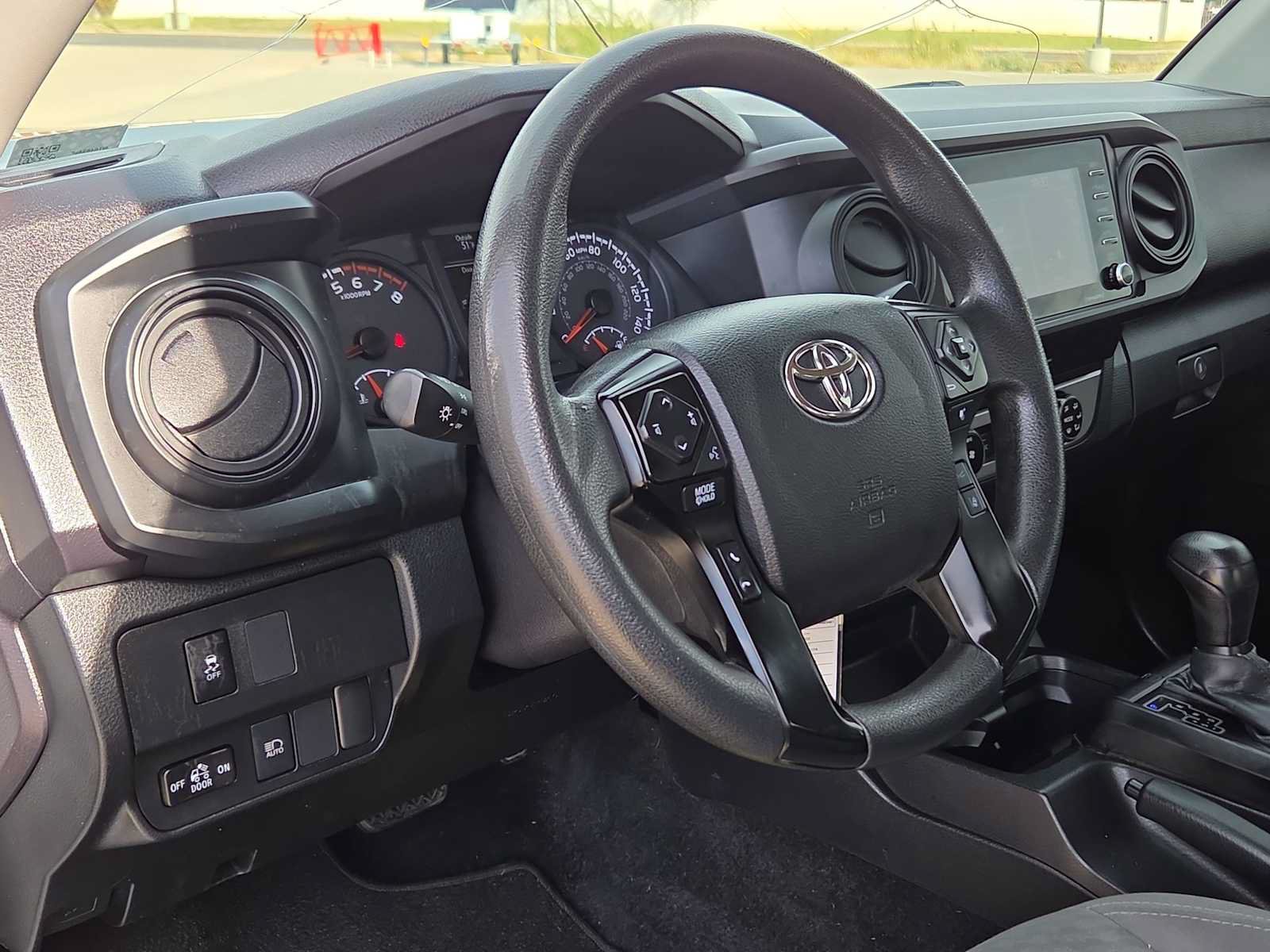 Used 2022 Toyota Tacoma SR w/ SR Convenience Package RWD image 10