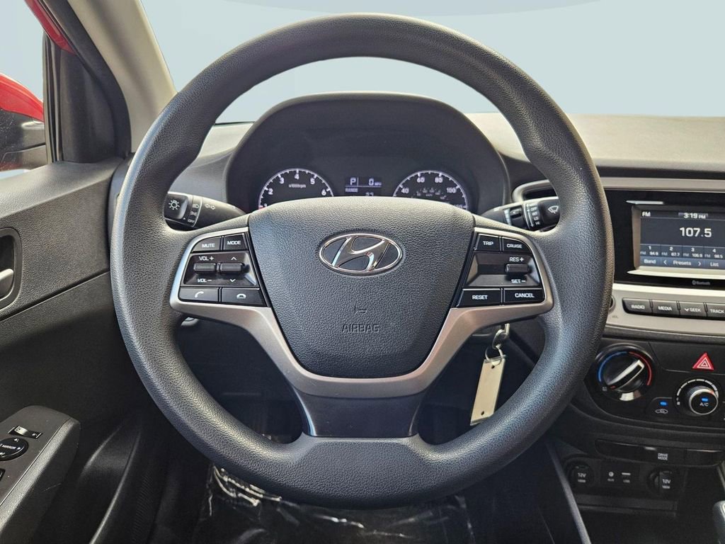 Used 2021 Hyundai Accent SE FWD image 14