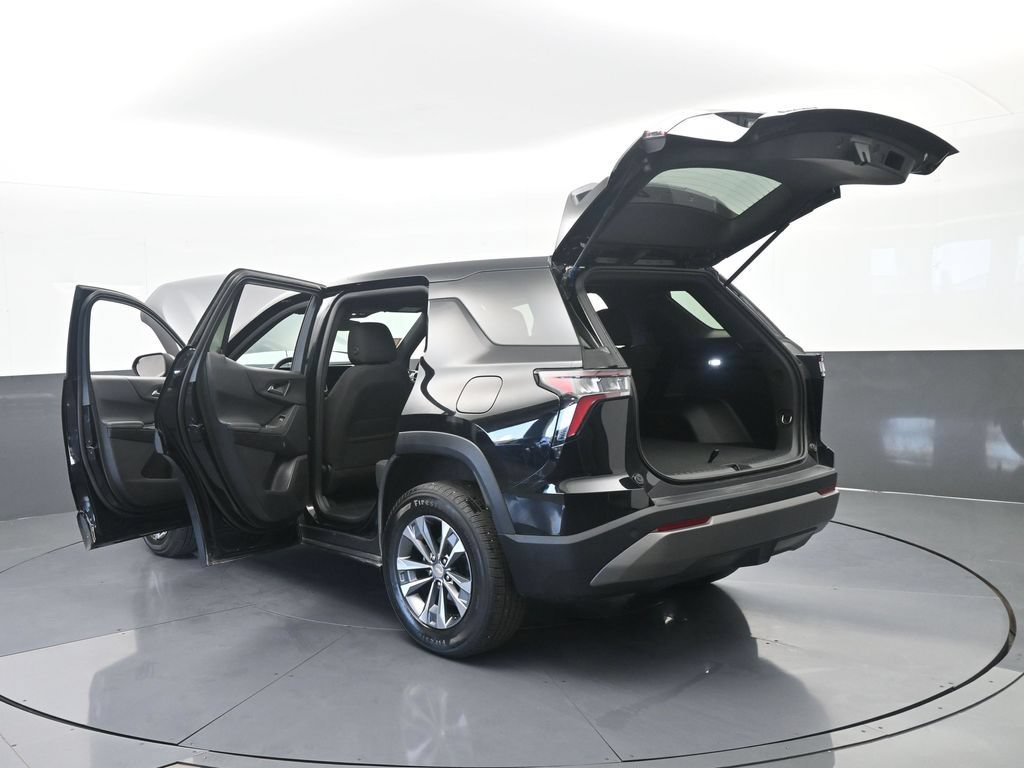 Used 2026 Chevrolet Equinox LT FWD image 75
