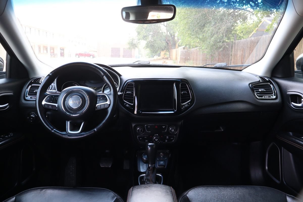 Used 2019 Jeep Compass Limited AWD/4WD image 16