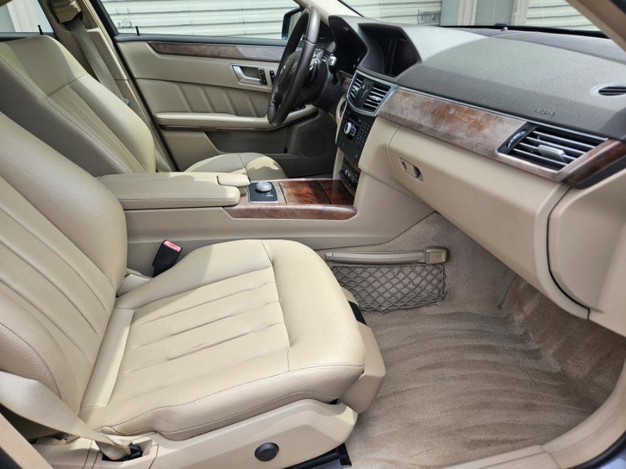 Used 2012 Mercedes-Benz E 350 4MATIC Wagon image 16