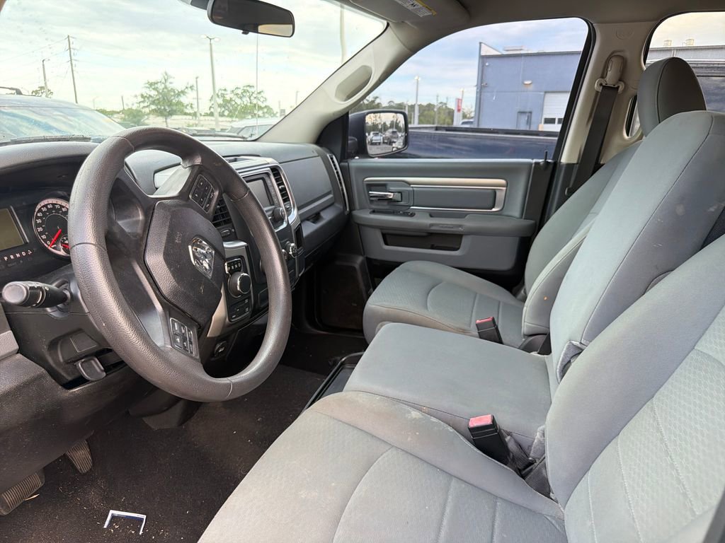 Used 2020 RAM 1500 Classic SLT AWD/4WD image 7