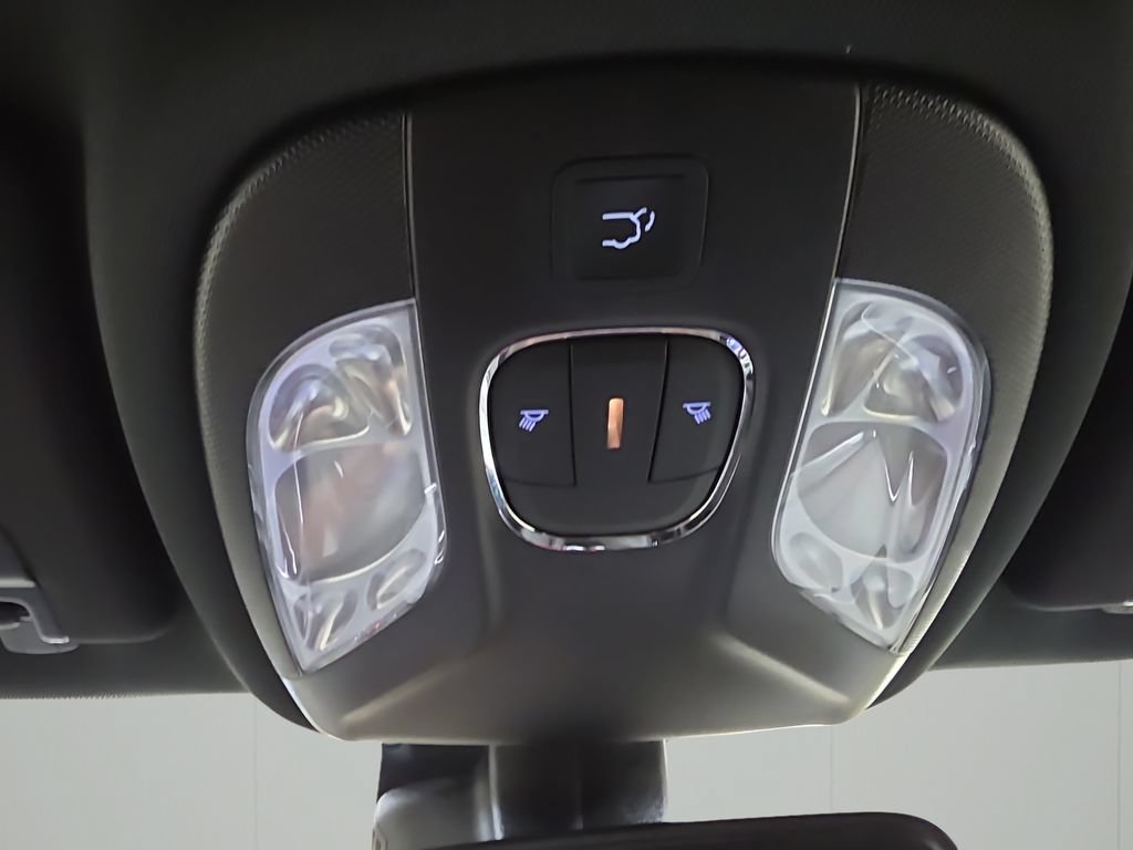 Certified 2026 Jeep Compass Limited AWD/4WD image 28