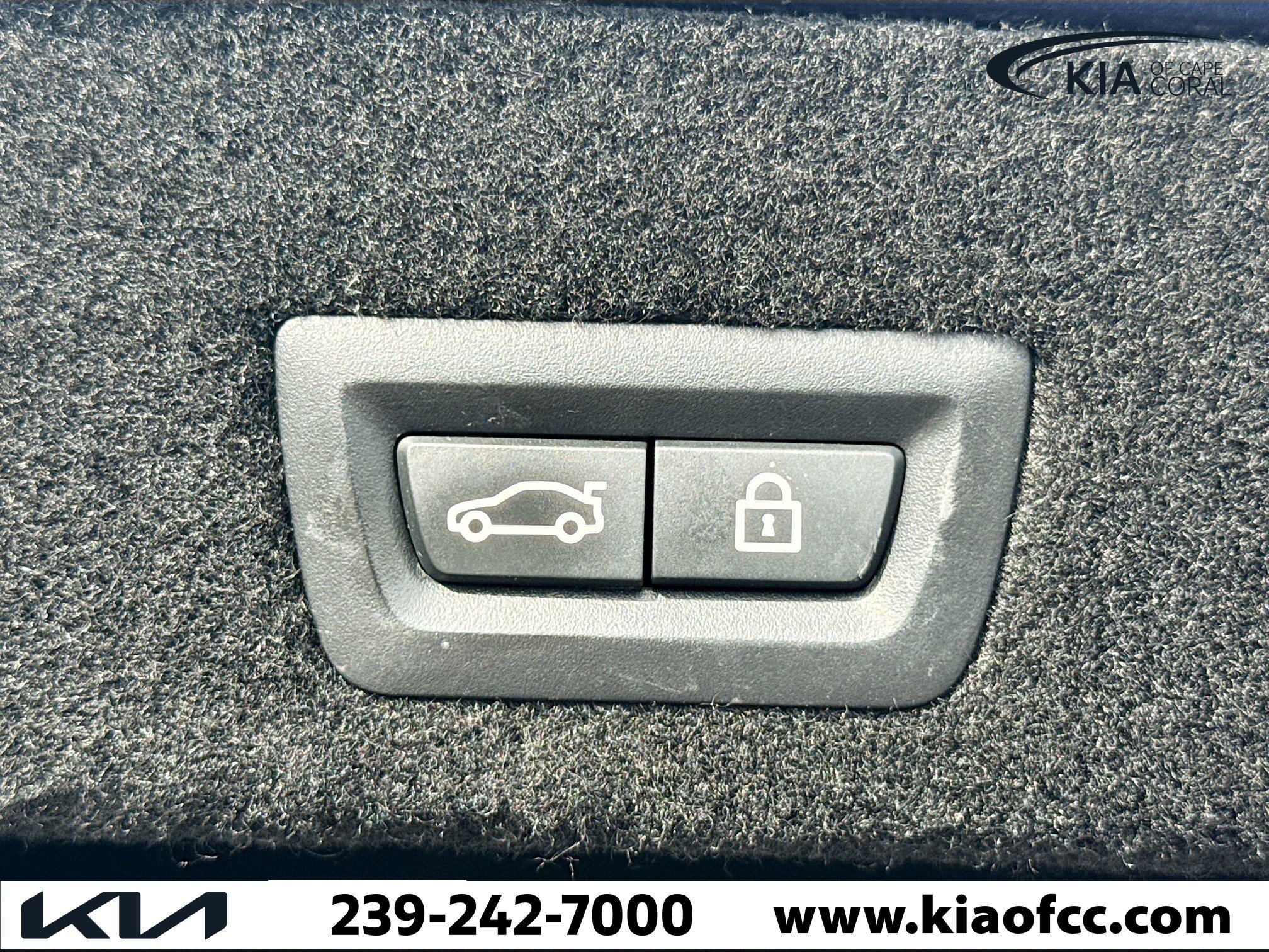 Used 2018 BMW ALPINA B7 xDrive AWD/4WD image 12