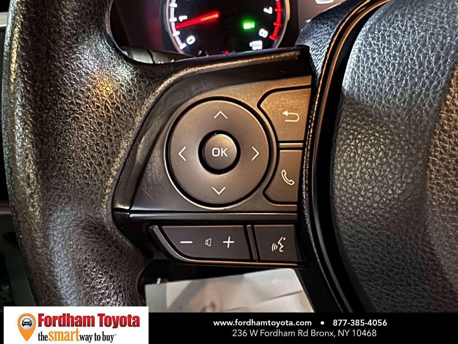 Used 2019 Toyota RAV4 XLE AWD/4WD image 21