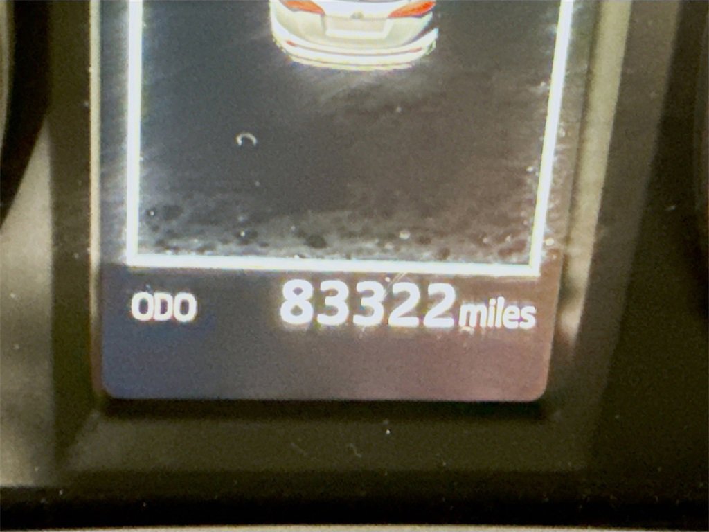 Used 2017 Toyota RAV4 XLE image 4