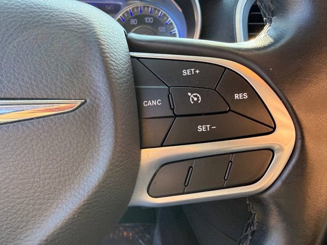 Used 2020 Chrysler 300 Touring w/ Sport Appearance Package image 18