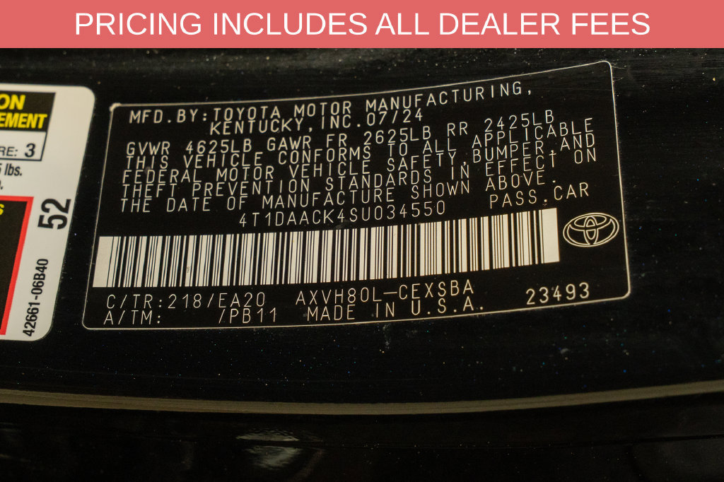 Used 2025 Toyota Camry SE FWD image 20