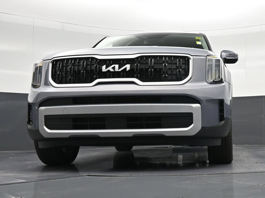 Used 2025 Kia Telluride EX FWD image 31