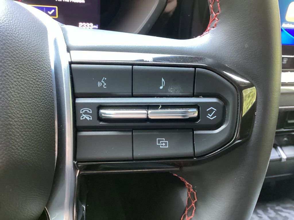 Used 2025 Chevrolet Colorado W/T w/ Advanced Trailering Package image 43