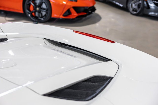 Used 2018 Ferrari 488 Spider RWD image 16