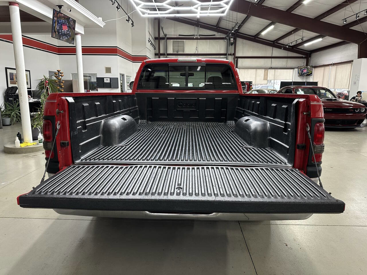 Used 1998 Dodge Ram 1500 Truck 2WD Regular Cab image 8