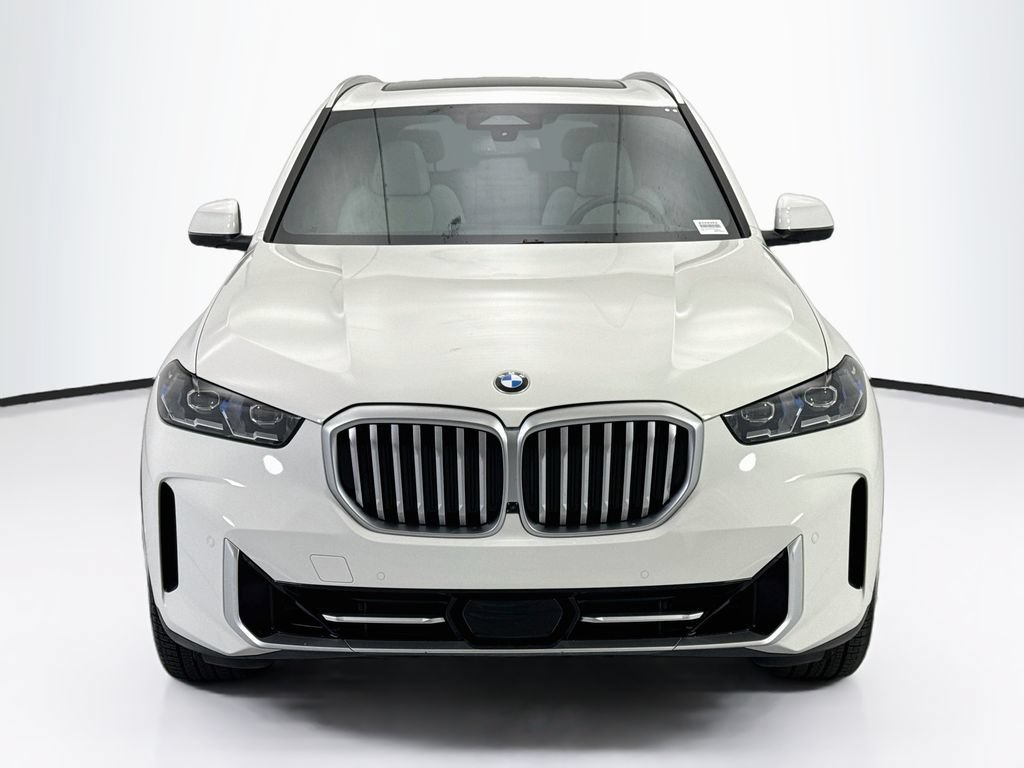 Certified 2024 BMW X5 sDrive40i w/ Premium Package RWD image 2