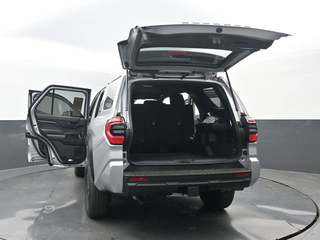 New 2026 Toyota 4Runner SR5 RWD image 33
