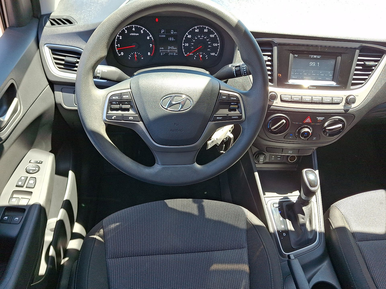 Used 2022 Hyundai Accent SE FWD image 20
