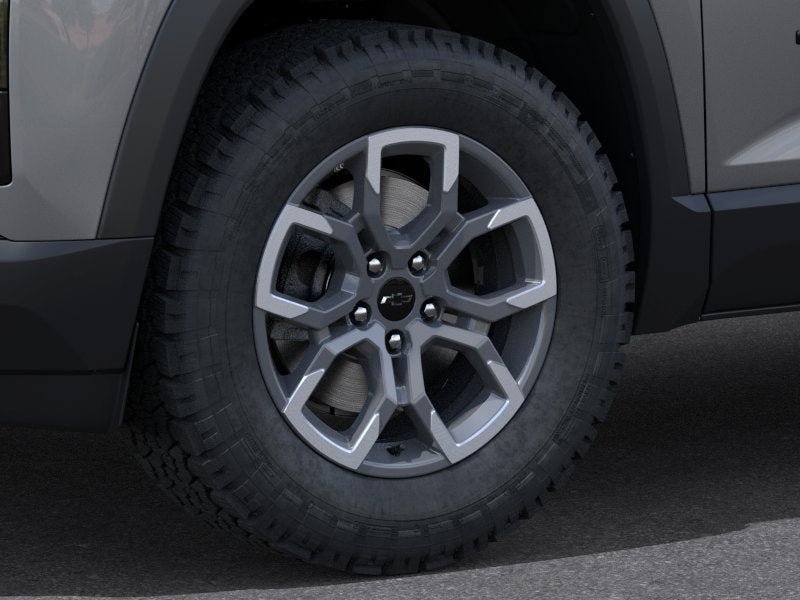 New 2026 Chevrolet Equinox ACTIV w/ Convenience Package III AWD/4WD image 23